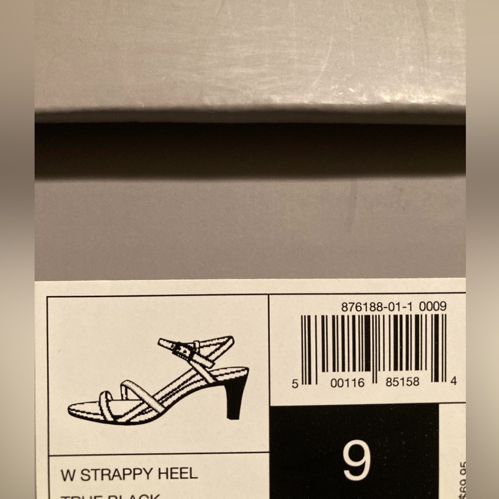 GAP Strappy Heels - Picture 7 of 7